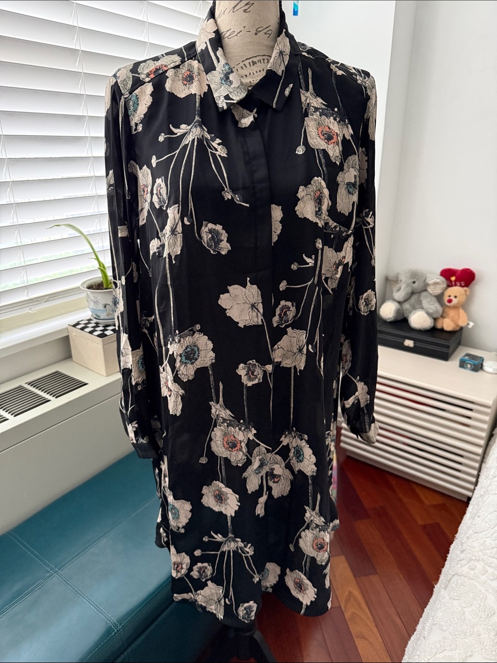Las Pepas - Black Floral Button-Neck Long Sleeve Dress